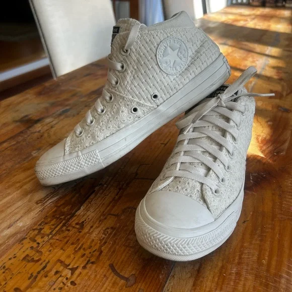 Converse Chuck Taylor Shoreline Mid Top Off White Sneaker Women Size 8 - Picture 2 of 12